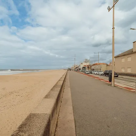 Appartement Espinho Modern 3 Bedroom By Vacationy *