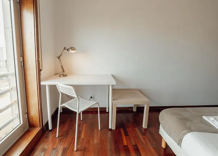 Espinho Modern 3 Bedroom By Vacationy *