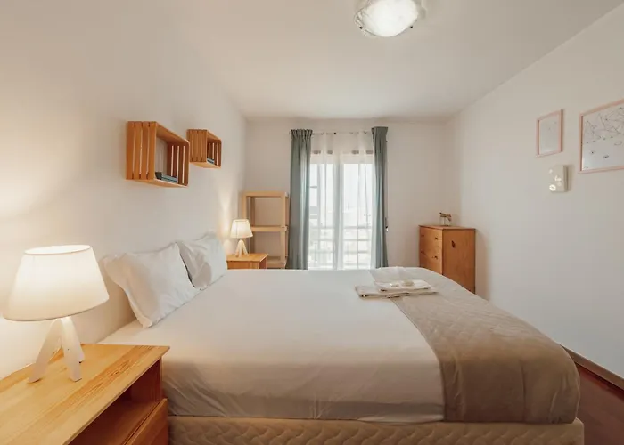 Espinho Modern 3 Bedroom By Vacationy Porto