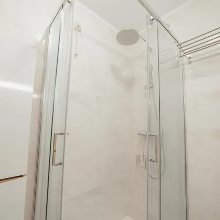 Espinho Modern 3 Bedroom By Vacationy Apartment Porto
