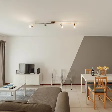 Apartment Espinho Modern 3 Bedroom By Vacationy Porto