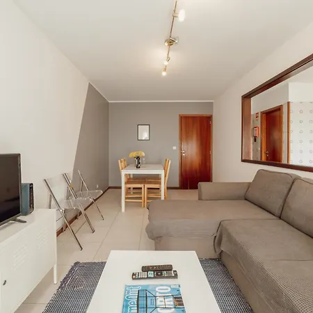 Apartment Espinho Modern 3 Bedroom By Vacationy *