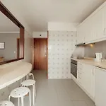 Espinho Modern 3 Bedroom By Vacationy *