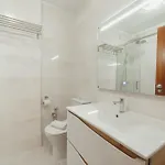 Apartamento Espinho Modern 3 Bedroom By Vacationy *
